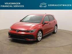 Rot Gebraucht 2022 VW Golf VIII GTI Limousine | 31.280 € (Superpreis)