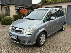 Silber Gebraucht 2006 Opel Meriva Van / Kleinbus | 750 € (Superpreis)
