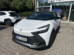 Weiß Gebraucht 2025 Toyota C-HR Team SUV | 42.190 € (Teuer)