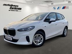 Alpinweiß uni Gebraucht 2022 BMW 225 Active Tourer Van / Kleinbus | 27.900 € (Guter Preis)