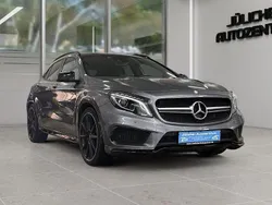 Grau Gebraucht 2016 Mercedes GLA45 AMG AMG SUV | 26.990 € (Guter Preis)