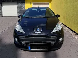 Schwarz Gebraucht 2011 Peugeot 207 CC Cabrio | 9.900 €