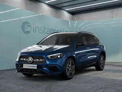 Blau Gebraucht 2024 Mercedes GLA250 SUV | 50.290 €