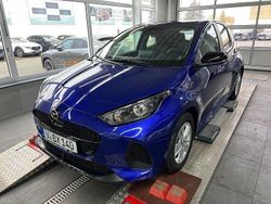 Glass blue Gebraucht 2024 Mazda 2 Center-Line Limousine | 23.990 € (Etwas zu teuer)