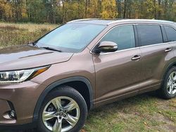 Braun Gebraucht 2019 Toyota Highlander Limited SUV | 31.500 €