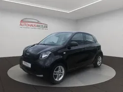 Schwarz Gebraucht 2020 Smart ForFour Electric Drive Limousine | 8.650 € (Fairer Preis)