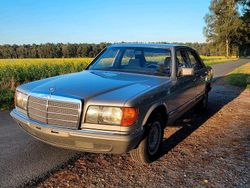 Silber Gebraucht 1982 Mercedes 280 SE Limousine | 12.900 €