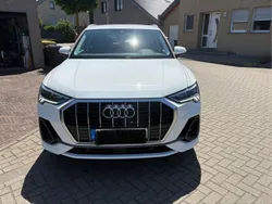 Weiß Gebraucht 2020 Audi Q3 S-Line SUV | 27.490 € (Guter Preis)