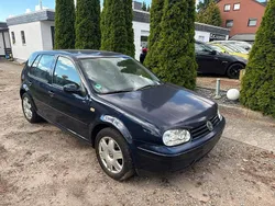 Blau Gebraucht 1998 VW Golf IV Limousine | 700 € (Teuer)
