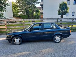 Schwarz Gebraucht 1989 BMW 316 Limousine | 2.800 €