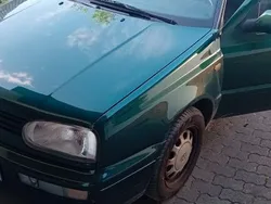 Grün Gebraucht 1998 VW Golf IV Family Kombi | 1.700 € (Guter Preis)