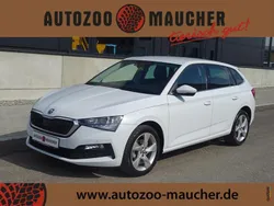 Weiß Gebraucht 2020 Skoda Scala Ambition Kleinwagen | 17.990 € (Fairer Preis)