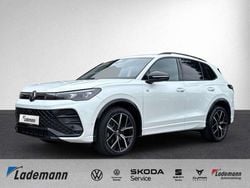 Oryxweiß perlmutteffekt Gebraucht 2024 VW Tiguan R-line SUV | 44.389 € (Fairer Preis)