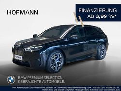 Saphirschwarz metallic Gebraucht 2023 BMW iX Sport Line SUV | 52.645 € (Etwas zu teuer)
