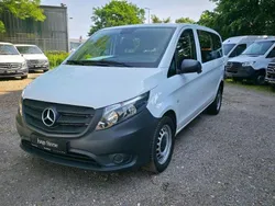 Weiß Gebraucht 2022 Mercedes Vito Van / Kleinbus | 28.350 € (Fairer Preis)