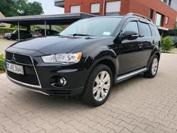 Schwarz Gebraucht 2010 Mitsubishi Outlander Top SUV | 8.999 €