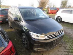 Deep black perleffekt Gebraucht 2021 VW Touran Active Van / Kleinbus | 26.988 € (Fairer Preis)