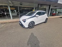 Weiß Gebraucht 2019 Toyota Aygo X-play Kleinwagen | 8.990 € (Fairer Preis)