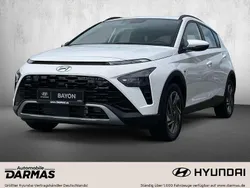 Atlas white Gebraucht 2024 Hyundai Bayon Trend SUV | 20.590 € (Fairer Preis)