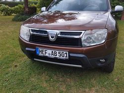 Schwarz Gebraucht 2010 Dacia Duster SUV | 3.900 € (Fairer Preis)
