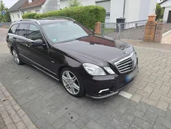 Braun Gebraucht 2010 Mercedes E350 AMG Kombi | 9.990 € (Guter Preis)