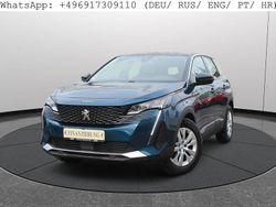 Blau Gebraucht 2022 Peugeot 3008 SUV | 15.232 €