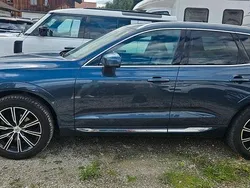 Blau Gebraucht 2019 Volvo XC60 Inscription SUV | 25.900 € (Etwas zu teuer)