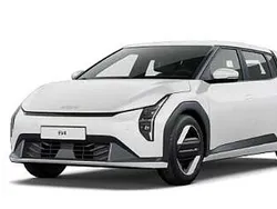 Weiß Neu 2025 Kia EV4 Kleinwagen | 50.555 €