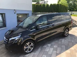 Schwarz Gebraucht 2015 Mercedes V250 Avantgarde Edition Van / Kleinbus | 37.800 € (Fairer Preis)