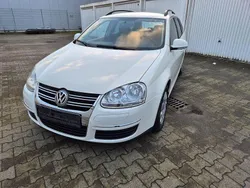 Weiß Gebraucht 2007 VW Golf V Comfortline Kombi | 3.199 € (Fairer Preis)