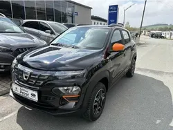 Astralschwarz (metallic) Gebraucht 2022 Dacia Spring Comfort Plus Kleinwagen | 10.390 € (Fairer Preis)