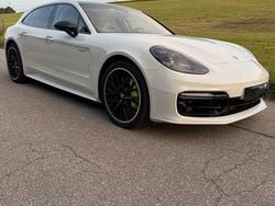 Weiß Gebraucht 2018 Porsche Panamera Turbo S Sport Turismo Limousine | 84.800 € (Superpreis)