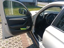 Weiß Gebraucht 2011 BMW X1 SUV | 8.780 € (Fairer Preis)