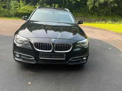 Schwarz Gebraucht 2015 BMW 520 Kombi | 10.990 € (Fairer Preis)