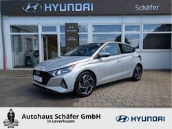 Silber Gebraucht 2021 Hyundai i20 Edition 30+ Kleinwagen | 15.885 € (Fairer Preis)