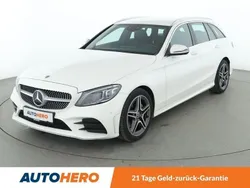 Weiß Gebraucht 2020 Mercedes C180 AMG line Limousine | 26.360 € (Superpreis)
