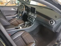 Schwarz Gebraucht 2016 Mercedes A180 Kleinwagen | 16.500 € (Fairer Preis)