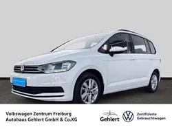 Weiss Gebraucht 2021 VW Touran Comfortline Van / Kleinbus | 23.700 € (Guter Preis)