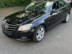 Schwarz Gebraucht 2010 Mercedes C200 Avantgarde Limousine | 8.949 € (Fairer Preis)