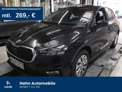 Schwarzmagic perleffekt Gebraucht 2024 Skoda Fabia Selection Limousine | 21.430 € (Fairer Preis)