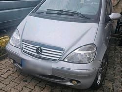 Silber Gebraucht 2002 Mercedes A190 Kleinwagen | 800 € (Superpreis)