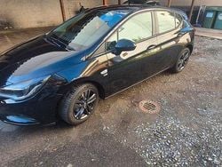 Schwarz Gebraucht 2019 Opel Astra S Limousine | 10.500 € (Guter Preis)