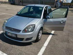 Silber Gebraucht 2008 Ford Fiesta Kleinwagen | 1.400 € (Guter Preis)