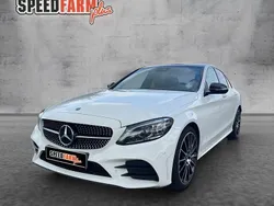 Weiß Gebraucht 2018 Mercedes C300 AMG line Limousine | 27.999 € (Teuer)