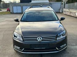 Braun Gebraucht 2014 VW Passat Kombi | 7.990 € (Fairer Preis)