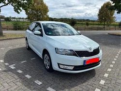 Weiß Gebraucht 2017 Skoda Rapid Ambition Limousine | 8.500 € (Guter Preis)