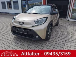 Beige Gebraucht 2024 Toyota Aygo Team Kleinwagen | 16.490 € (Fairer Preis)