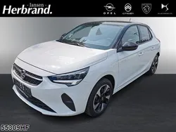 Weiß Gebraucht 2022 Opel Corsa-e Edition Kleinwagen | 18.690 € (Etwas zu teuer)
