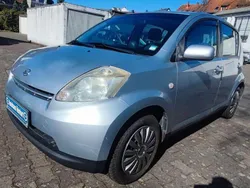 Silber Gebraucht 2006 Daihatsu Sirion Kleinwagen | 2.390 € (Fairer Preis)