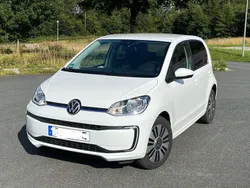 Weiß Gebraucht 2021 VW e-up! United Kleinwagen | 13.400 € (Fairer Preis)